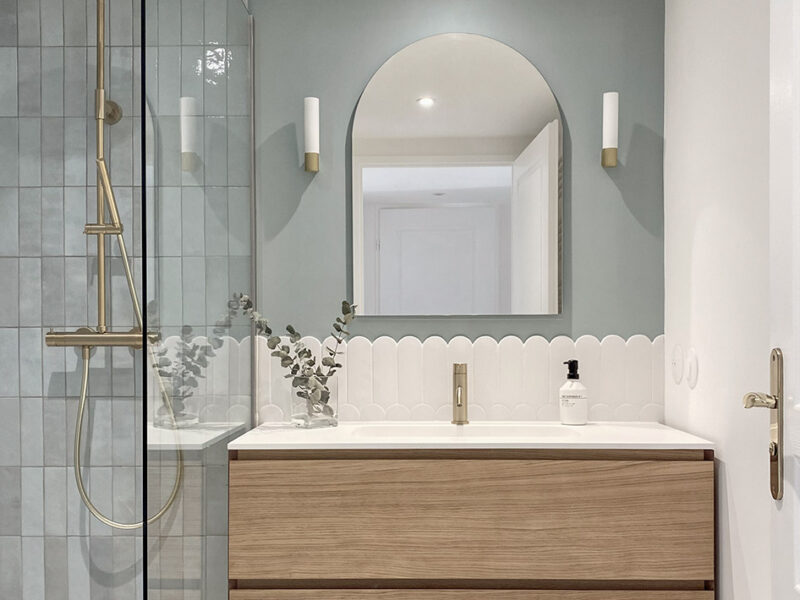 ELEGANCE ARCHITECTE D'INTERIEUR RENOVATION SALLE DE DOUCHE ART DECO CHAMBRE PARENTALE JENNIFER FAUCHART ANTIBES CANNES MOUGINS MOUANS SARTOUX