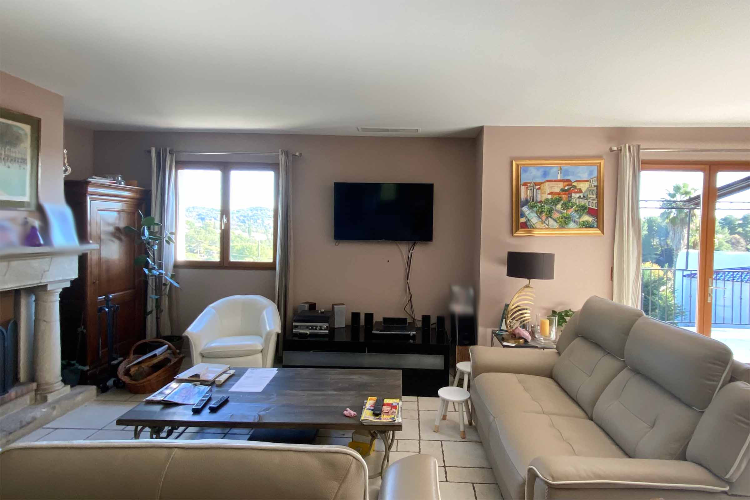 état initial du salon avant rénovation – projet à Mougins